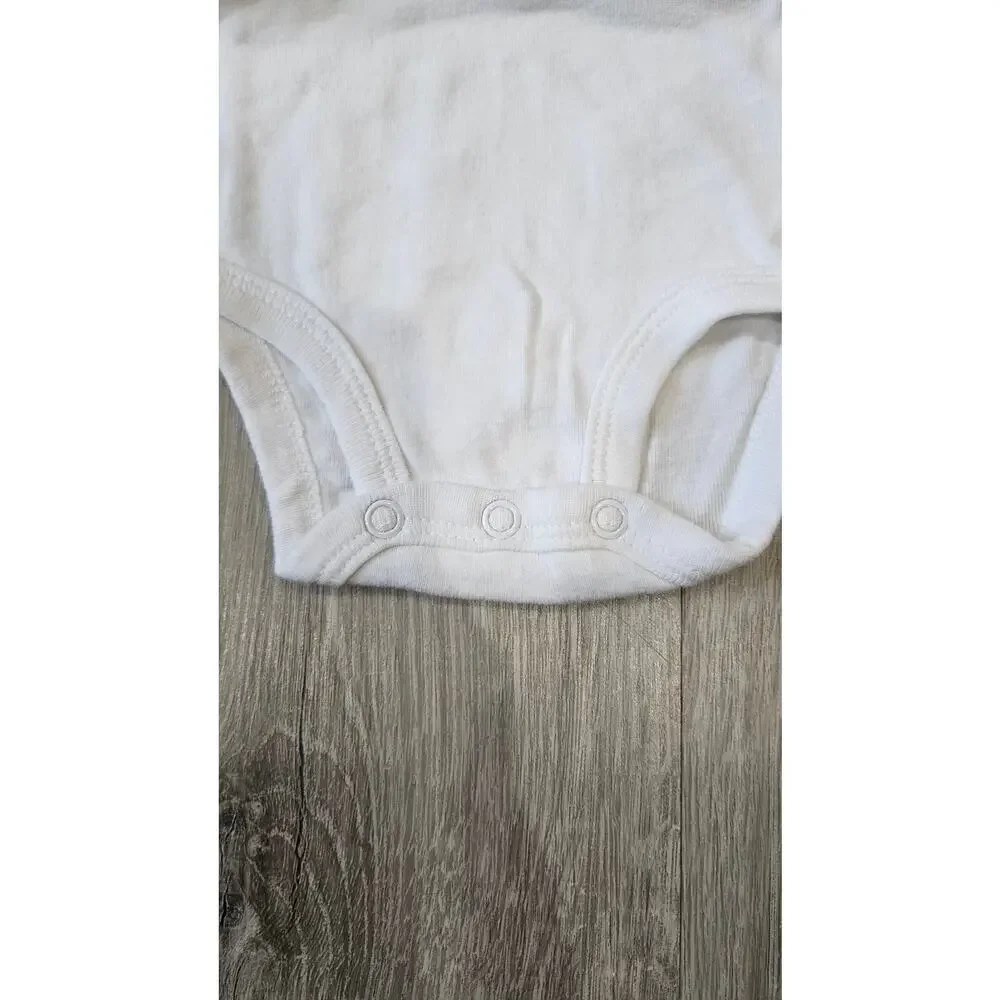 Carter's Newborn Bundle of Two Body Suits Short and Long Sleeve Pack